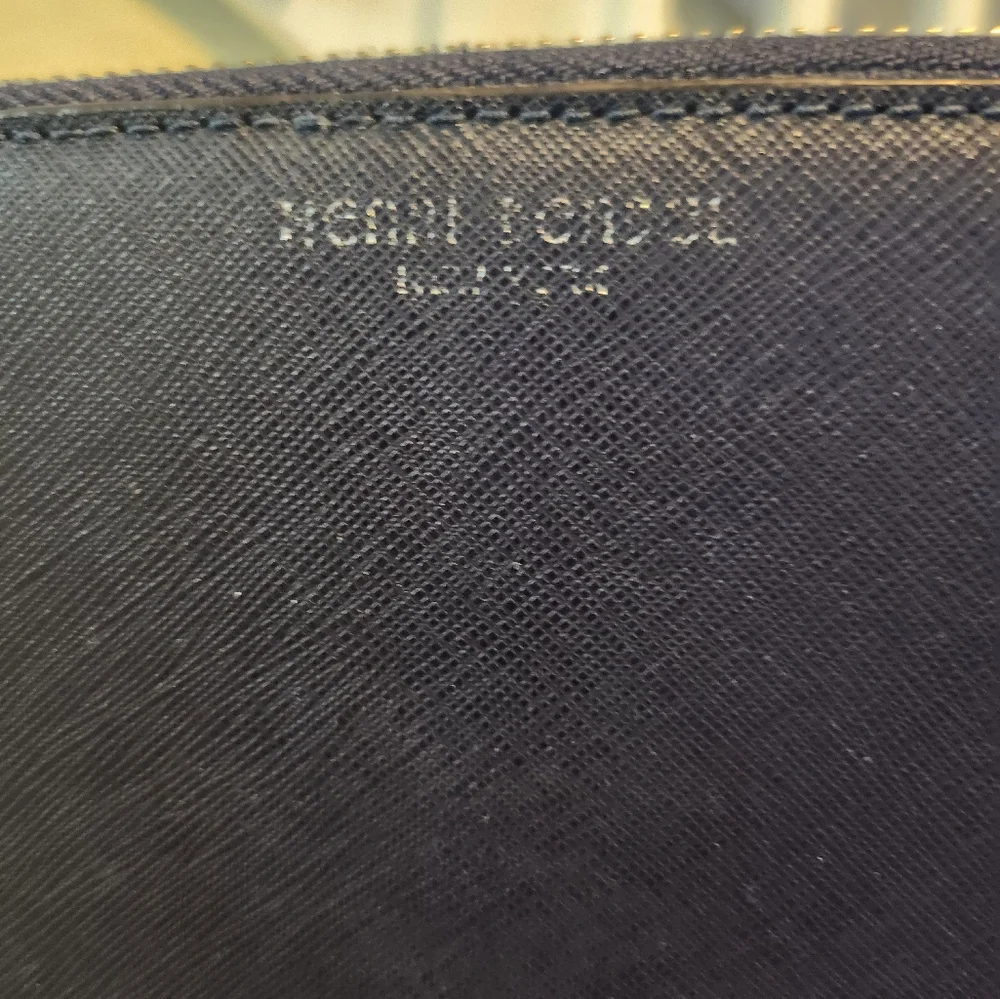 Henri Bendel leather wallet